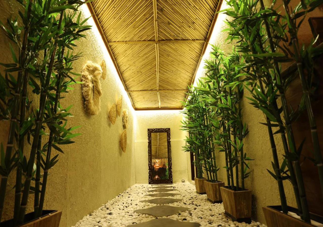 Hotel Town Grand Patel Nagar Nueva Delhi Exterior foto