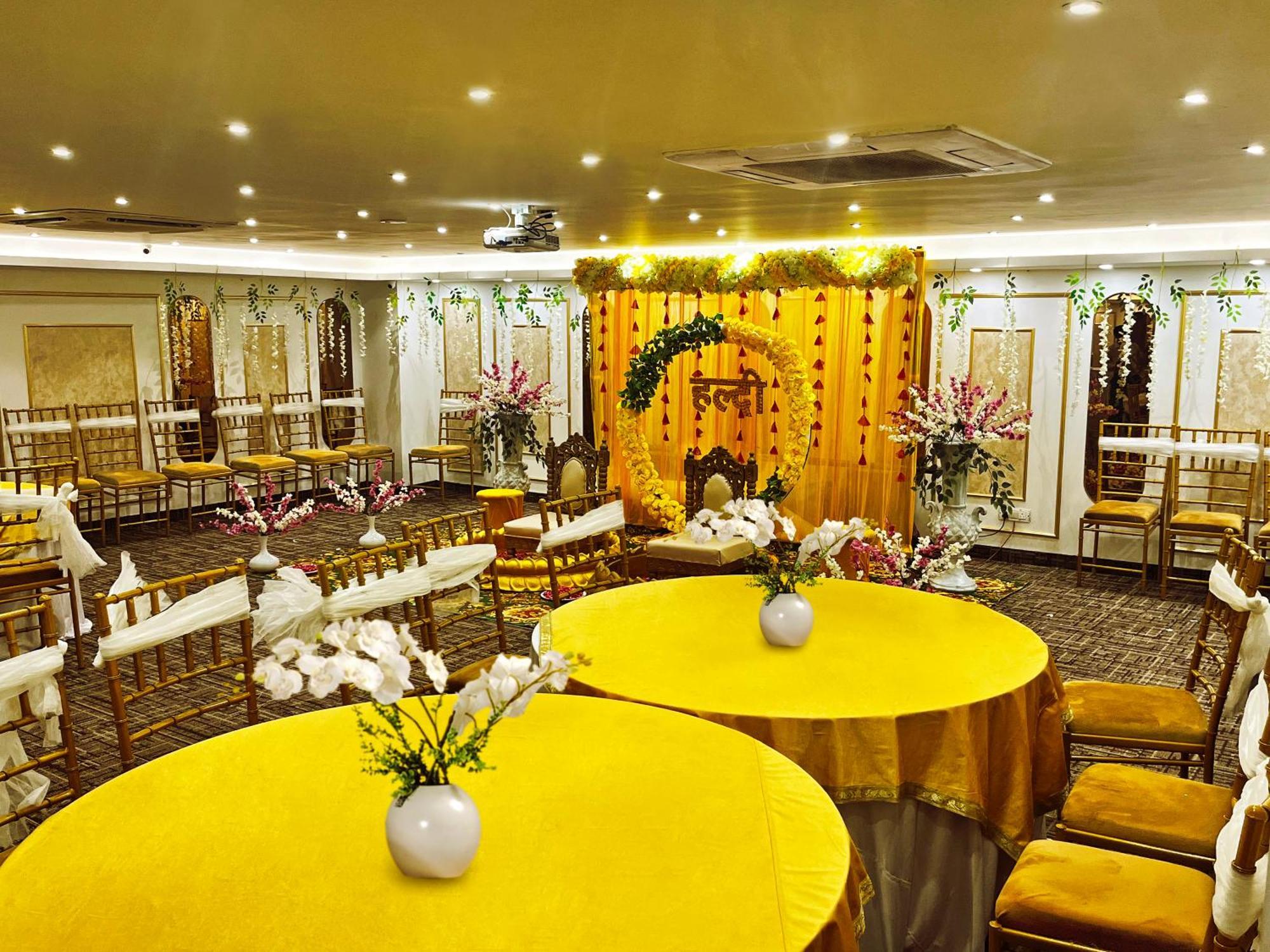 Hotel Town Grand Patel Nagar Nueva Delhi Exterior foto