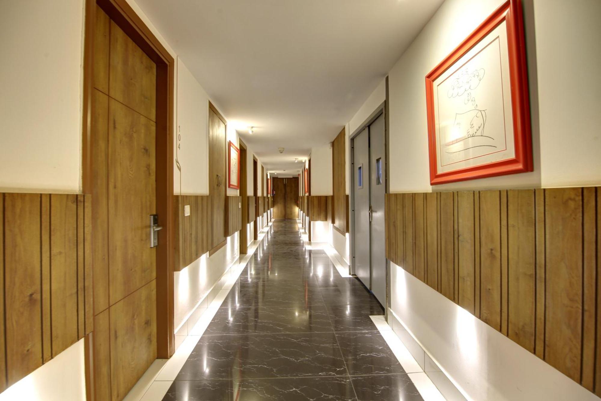 Hotel Town Grand Patel Nagar Nueva Delhi Exterior foto